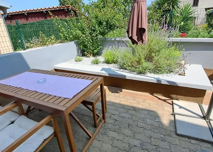 Federica A2+1 * Veli Lošinj